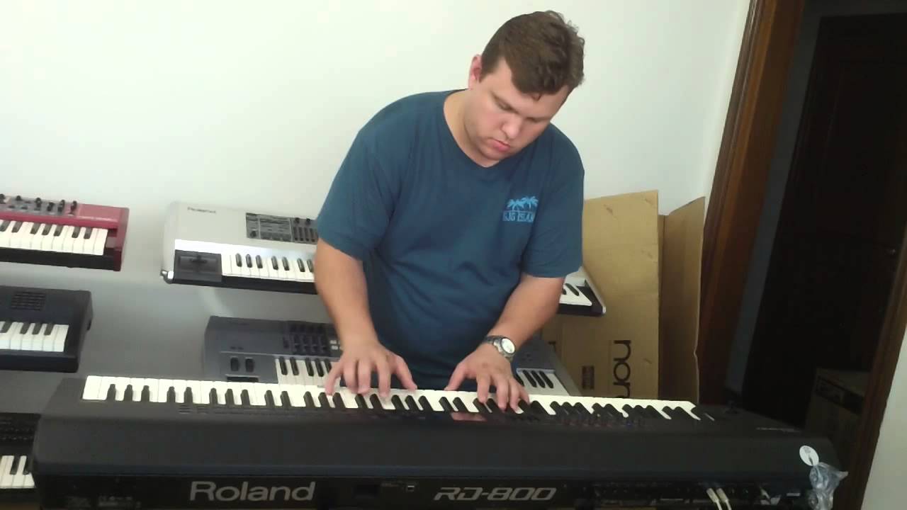 ROLAND RD-800 DEMO NA CLASSIC KEYBOARDS , COM TIAGO PIANISTA