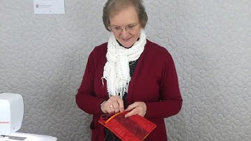 2 1/2" strips projects - Project 16 - Pocket on a string