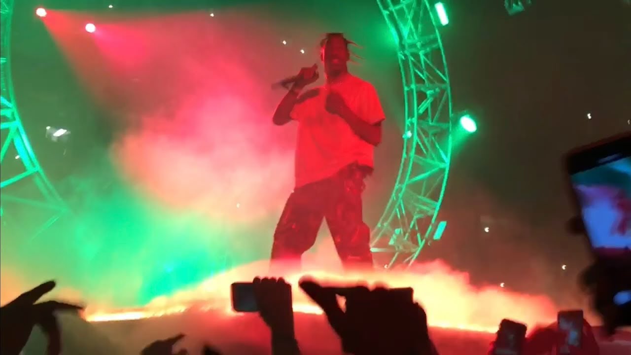 TRAVIS SCOTT ASTROWORLD TOUR FIRST SHOW (floor seats) - YouTube