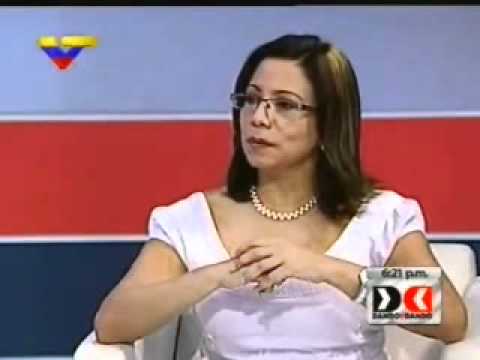 Tania Díaz y Erika Ortega Sanoja en un segmento del programa Dando y Dando....