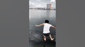 Thumbnail of King Gnu-雨燦々-