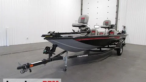 2017 Tracker Pro Team 175 TXW - UB2652