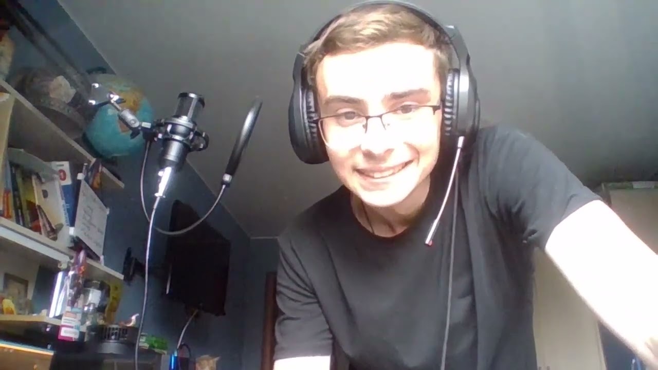 Проба озвучки новеллы Iron Team моего персонажа