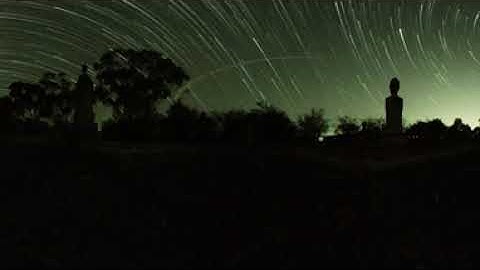 EPIC Startrails 360 video with Insta360 One R Watch in 4K.