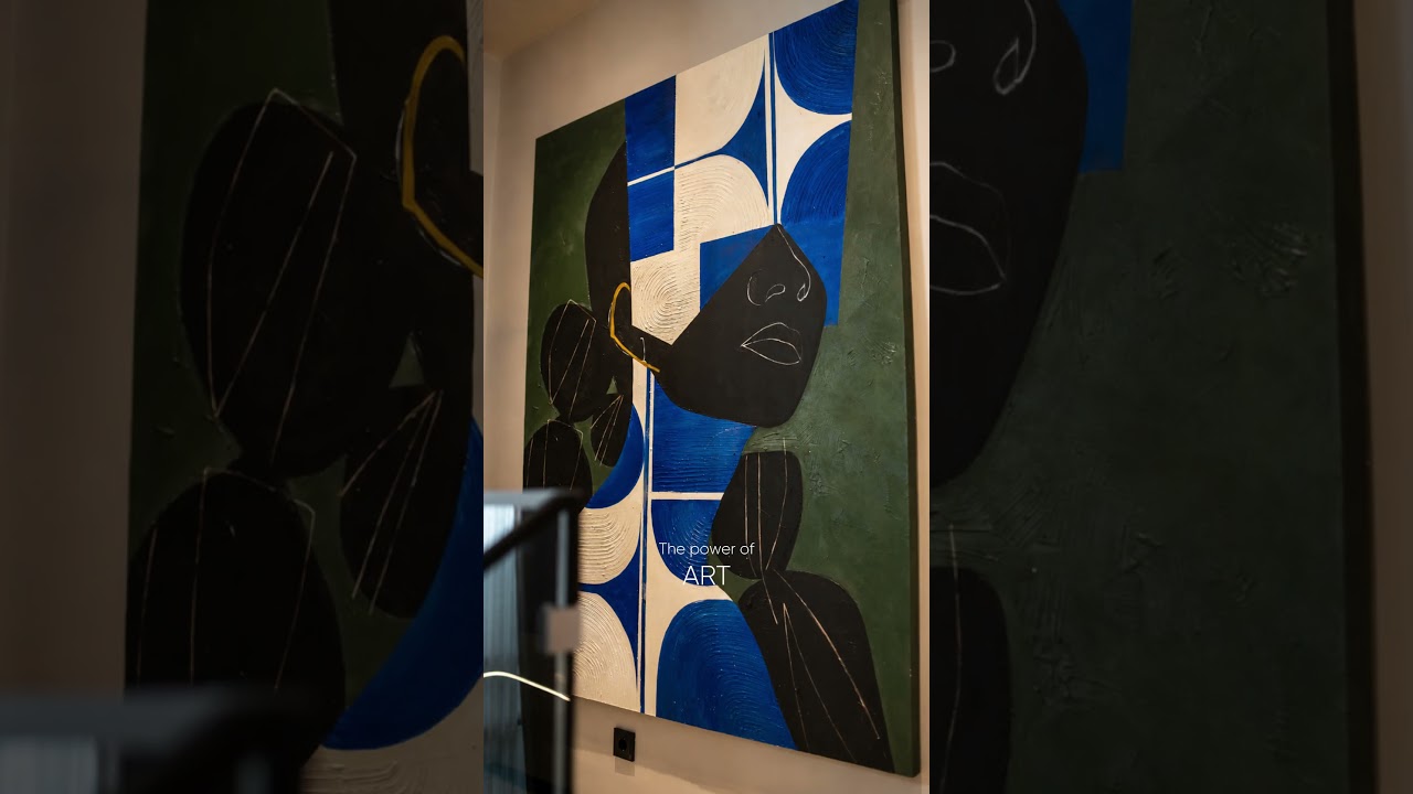 The power of ✨ART✨ #realestate #alexvillasgroup #interiordesign