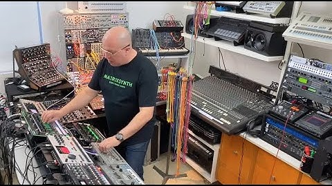 Honeysmack Live: Synth Stream - Rave at Home 4