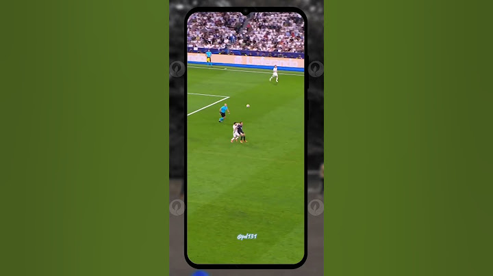 Modrić: takes the corner, tracks back to make the recovery #modric #short #football