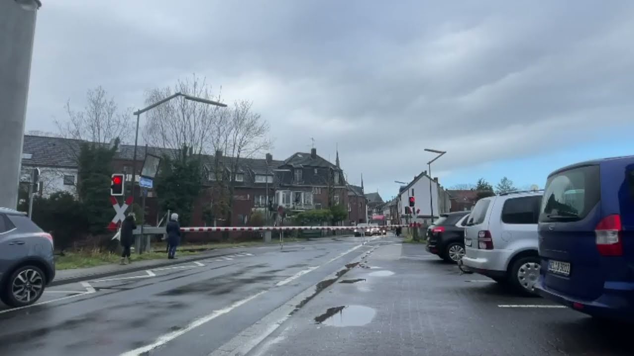 Spoorwegovergang Kevelaer (D) // Bahnübergang // Railroad Crossing