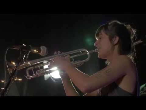 being a living thing - Forever (Live on TVPDX)