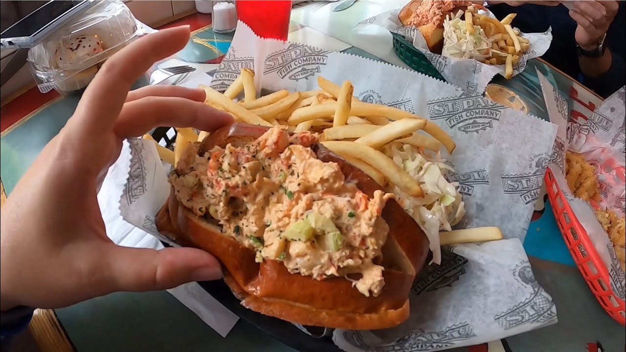 LOBSTER ROLL’S, OYSTERS, CUPCAKES, COFFEE, CHOCOLATE & CHEESE SHOPS