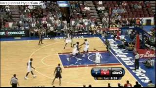 Brandon Rush dunks on Samuel Dalembert (1/25/10)