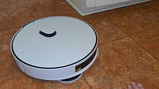 Samsung Bespoke Jet Bot Mopping Adventure