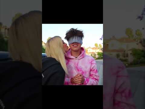 Loren Gray Kissed Jeremy Hutchins LOL! 😲 Brent Rivera TikTok 😲