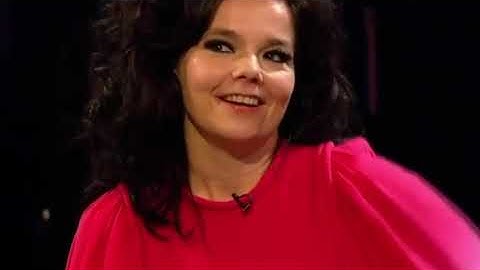 Björk : Interview with Jools Holland 2007