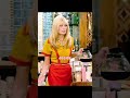 Max Smoothly Forces Indecisive Customers Making Fast Decisions#shortfeed #2brokegirl #series #usa
