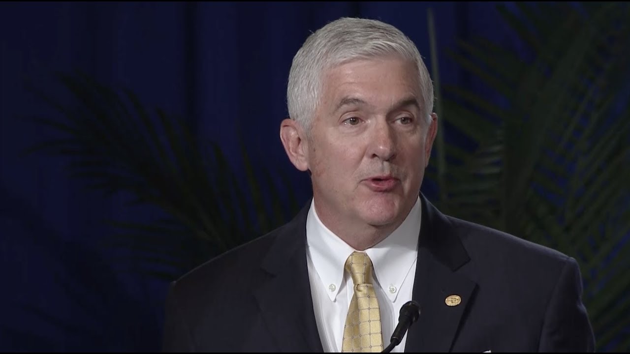 2018 ATD Show: Truck Dealer of the Year is Richard Reynolds