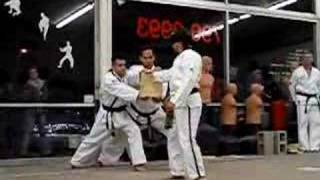4 board blindfold jump spin side kick