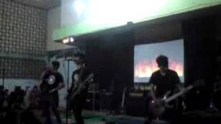 Ubur Ubur Band Pinrang Right Now Cover