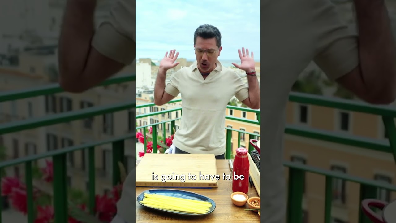 Cooking pasta in a frying pan?! 😮 