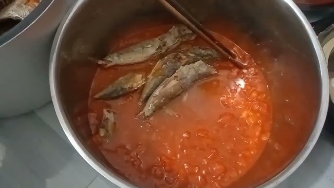 3. Các bước kho cá mòi bằng nồi áp suất