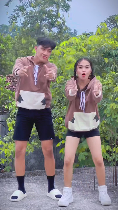 COUPLE
