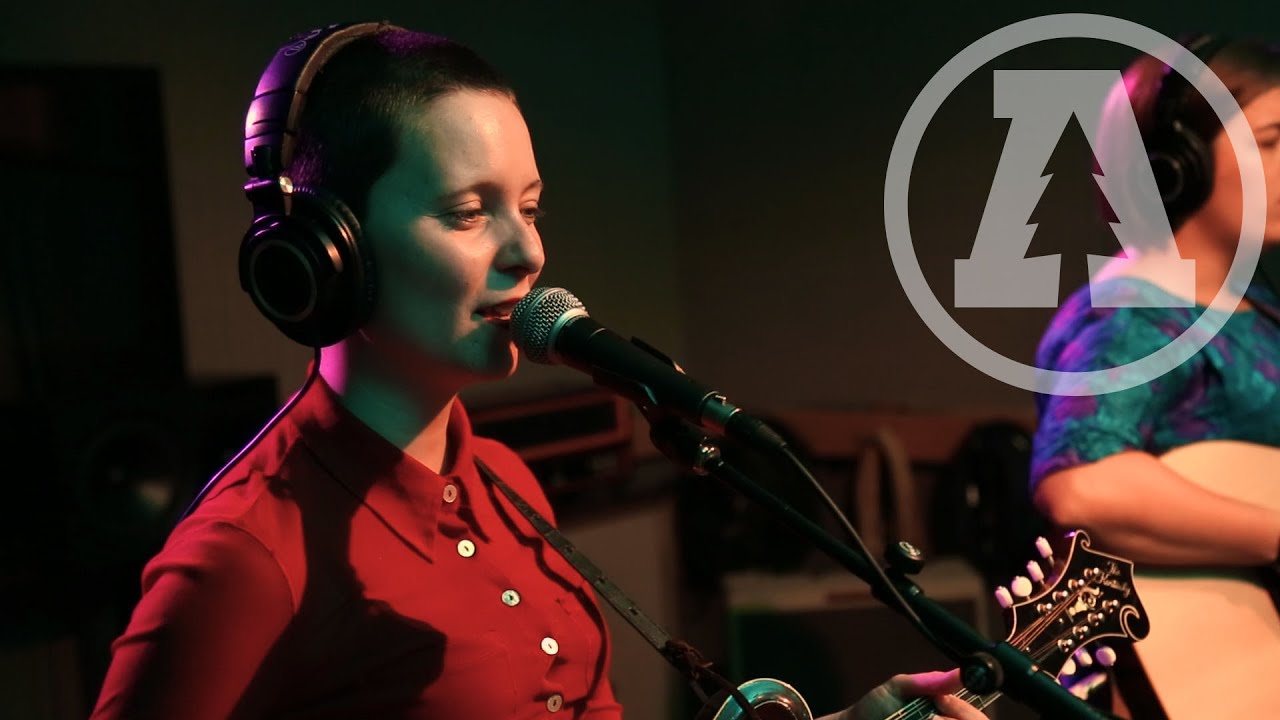 Guarda Oh Pep! - Bushwick | Audiotree Live su YouTube Guarda Oh Pep! - Bushwick | Audiotree Live su YouTube