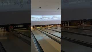 Bowling alley Big City Mall Hsinchu Taiwan screenshot 1