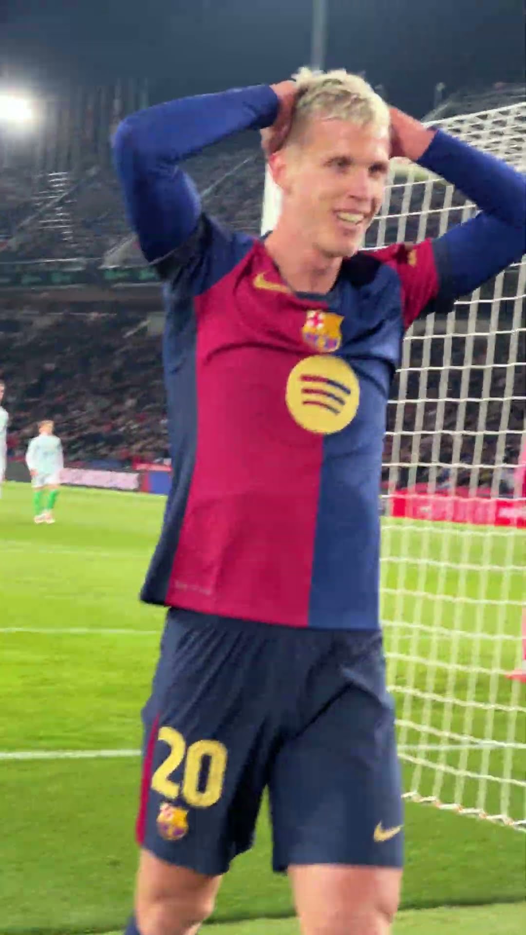 Skills to pay the bills ? #fcbarcelona #football #shorts