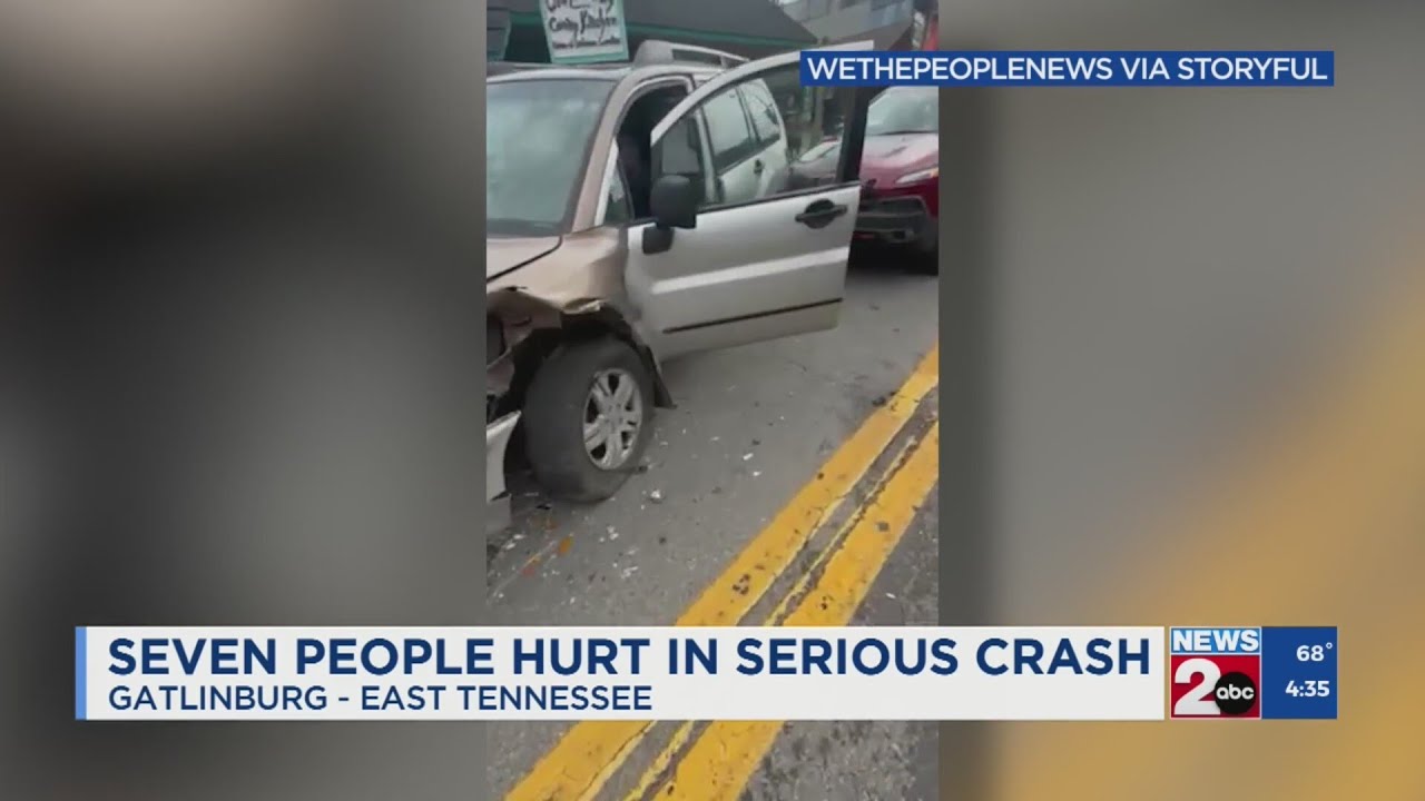 Seven people hurt in serious crash in Gatlinburg - YouTube