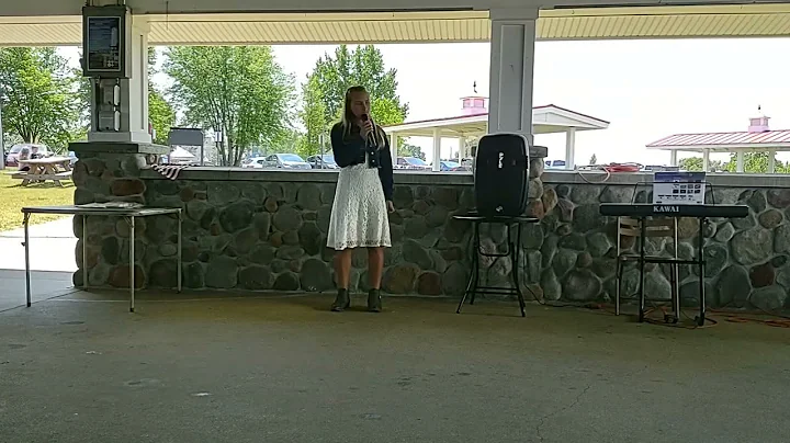 Tiffany  Arnold