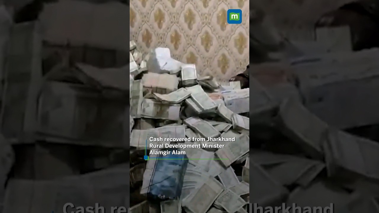 Rs 25 Crore Cash Discovered from Jharkhand Rural Minister 