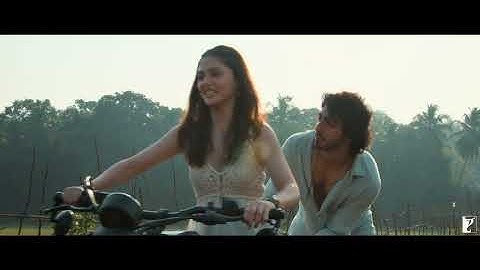 Thumbnail of Tum Ho Toh Song | Saiyaara | Ahaan Panday, Aneet Padda | Vishal Mishra, Hansika Pareek | Raj Shekhar