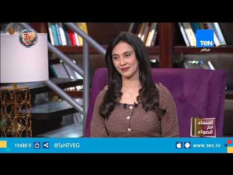 الملحن حسن ذكي يعزف ويغني اللي اشترى منك من كلماته وألحانه