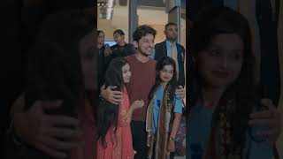 OMG, he's so humble 😘 Darahan Raval in Dhaka #video #darshanraval #darshan #dhaka #Bangladesh #Viral