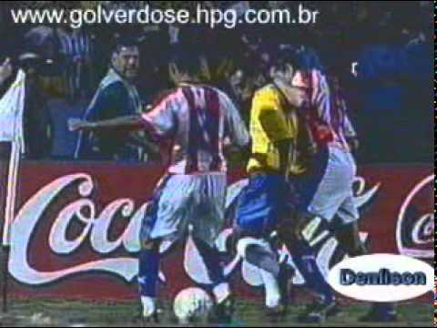 من كتر حبي وحوفي عليك من فضلك اقفل رجليك