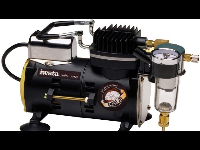 Iwata Revolution CR Airbrushing System with Silver Jet Air Compressor