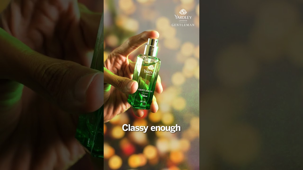 Four everyday favourites, reimagined for the holiday seasonChristmas Perfume Gift Set. 🎁🎄