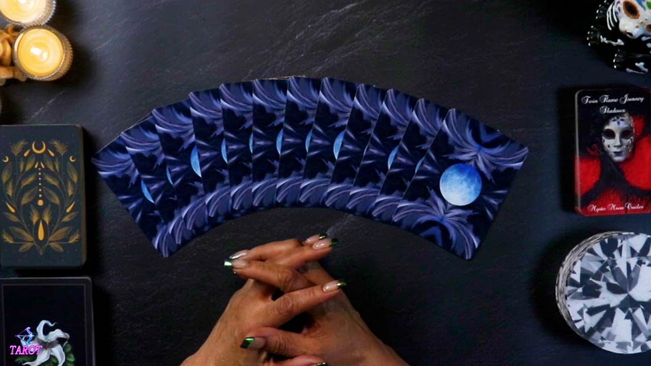 Toxic Love Tarot for Leo, Aries & Pisces - Overcoming Challenges & Embracing Growth