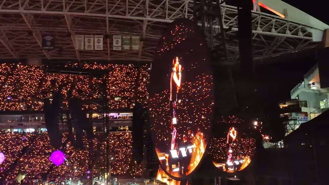 #Coldplay