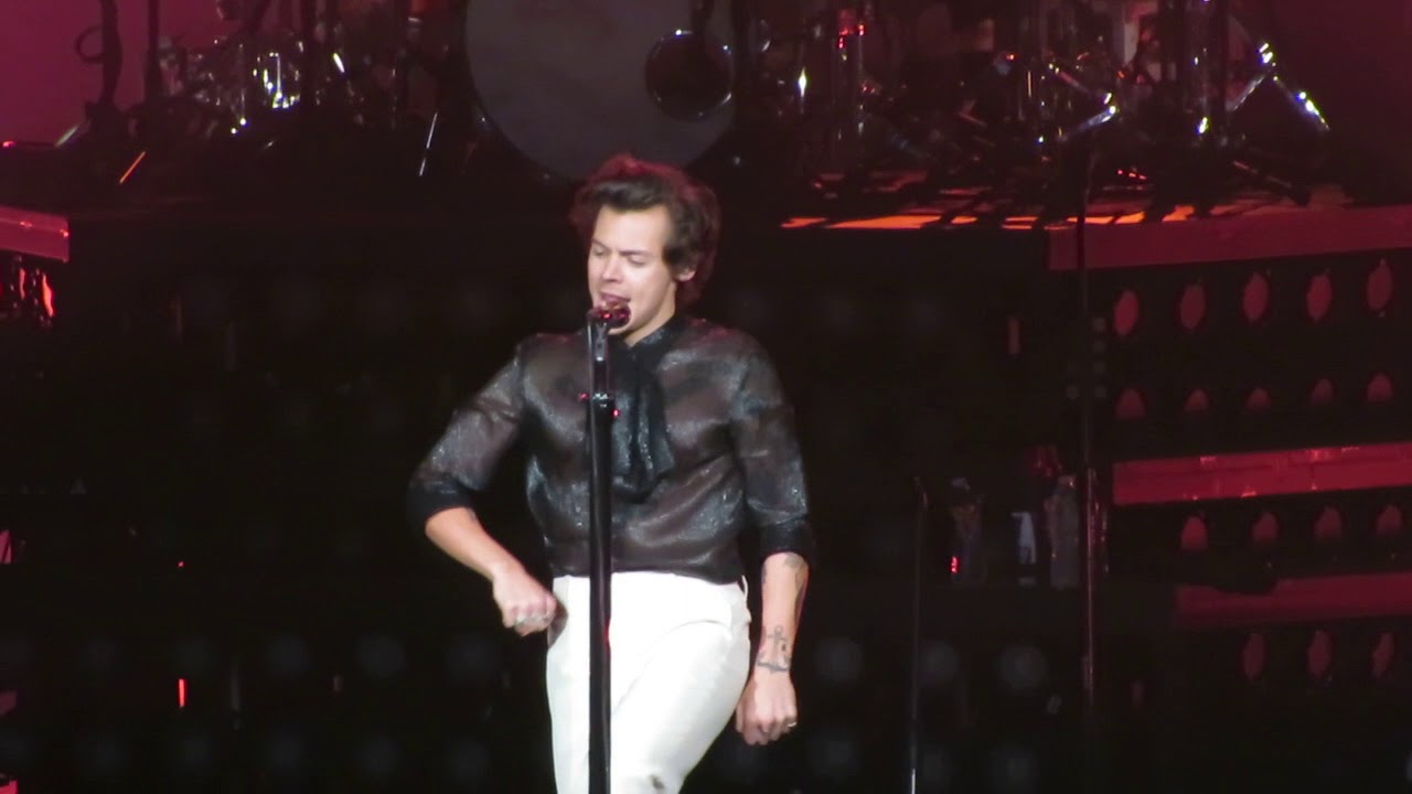 Harry Styles The Chain (Fleetwood Mac Cover) Key Arena Seattle