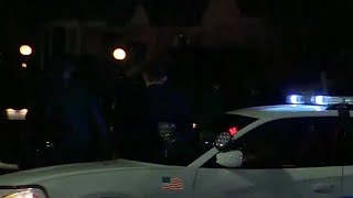 2 Detroit police officers shot, 1 in critical condition