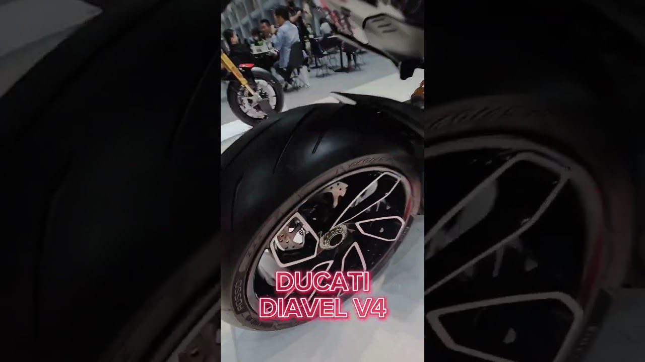 Ducati Diavel V4 
