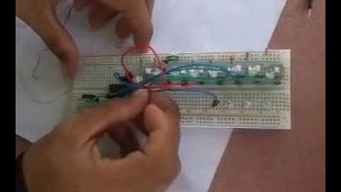 Merangkai Encoder desimal ke biner