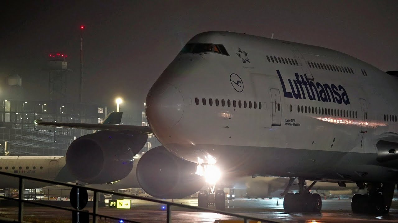 Näher geht’s nicht! Hammeraufnahmen der vorbeiro­­llenden B747-Queen – Deicing-Action in Frankfurt