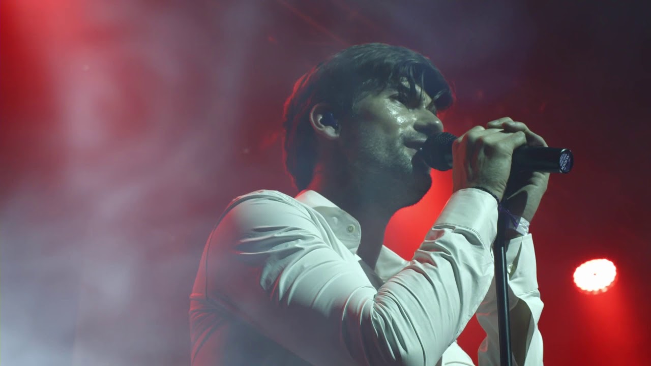 Антон Лаврентьев - Гори // Live In RED - YouTube