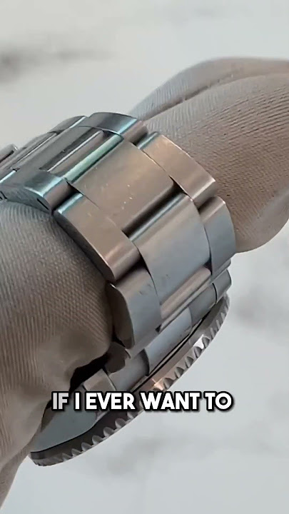How bad do you feel when you scratch your watch? 😱⌚️#rolex #rolexwatch