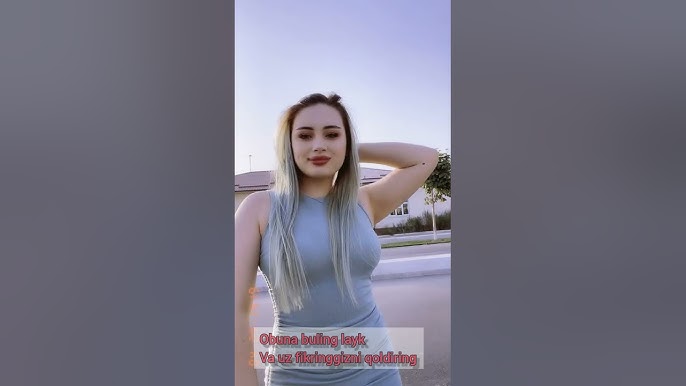 Yalangoch qiz chokkalab otirgan surat Jinsiy ziyofat video