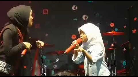 Kotak band ft Cahaya Safitri live lapangan bandara lama Palmerah jambi tranding