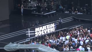 Martin Solveig + Will-I-am ( Black Eyed Peas) - Live Paris 2012