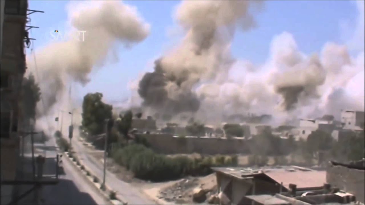 BM-30 'Smerch' Rockets hit Jobar, Damascus [HD] - YouTube